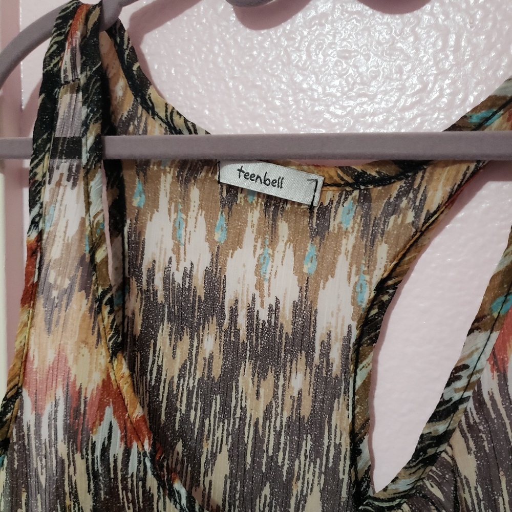 Sheer Tank - Picture 2 of 2